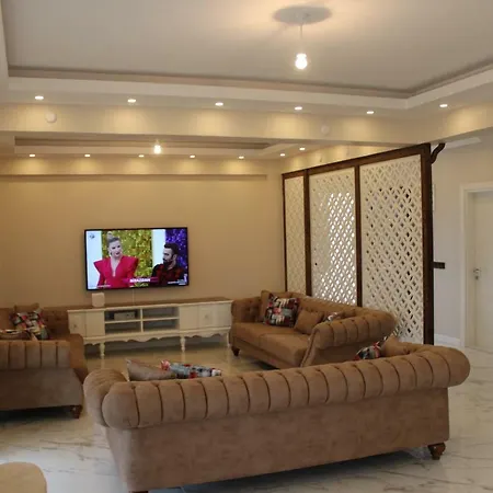 Villa Askar 2 *